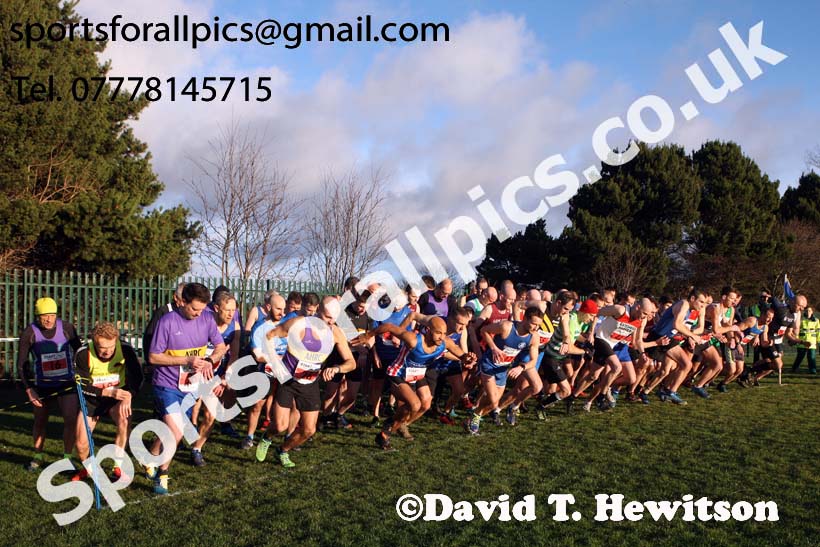 Mens veteran Cathedral Relays, Birtley. Photo:  David T. Hewitson/Sports for All Pics